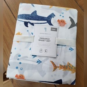 Pottery Barn Kids twin sheet set